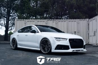 17' Audi RS7 with Prior Design PD700R lip