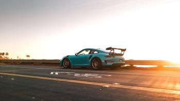 19' GT3RS on HRE RC104 Wheels