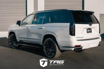 Escalade on Vossen HF6-3 | Blackout