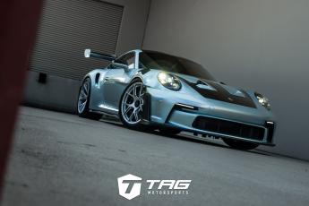 992 GT3 RS with Weissach Carbon Harness Bar