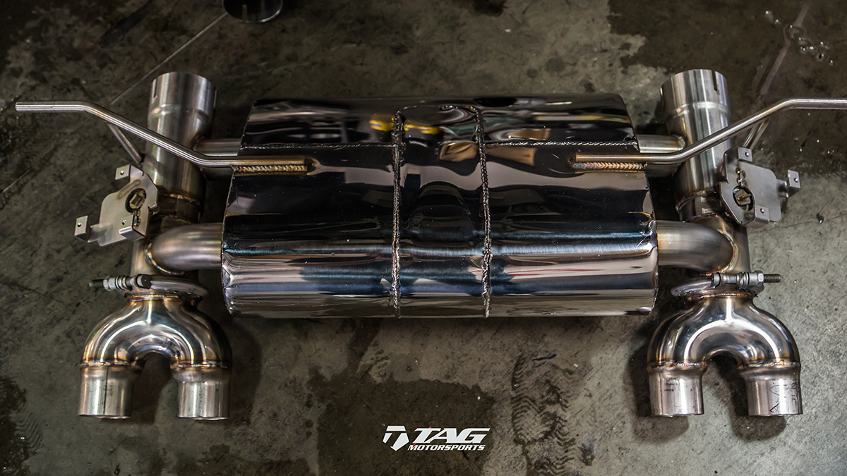 AWE F8X Non-Resonated Exhaust // Video + Install Photos + Review!
