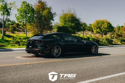 FERRARI GTC4LUSSO ON HRE WHEELS & NOVITEC SPRINGS