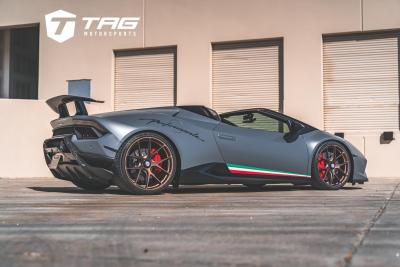 A DROP TOP PERFORMANTE WITH HRE FLAIR