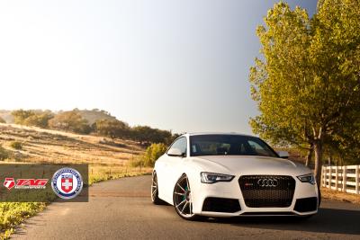 Evil Angel // Audi RS5 on 21" HRE P44SC