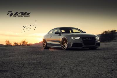 2014 RS5 on 21" Vossen VPS306 Wheels 